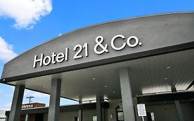 Hotel 21